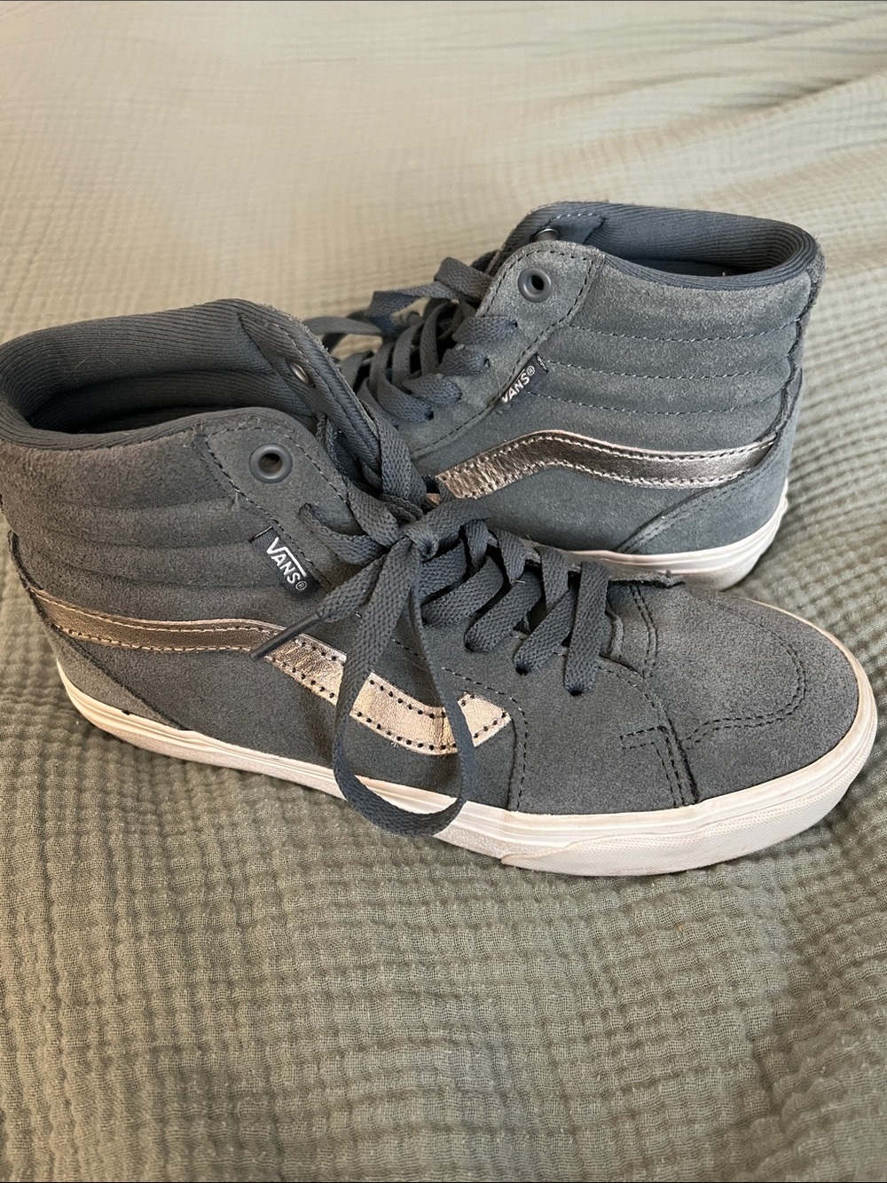 Vans High Top Suede Sneakers in Gray with Silver Stripe